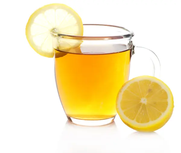 Tazza di tè di vetro con limone — Foto Stock