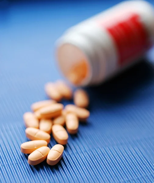 Obat pil dengan botol — Stok Foto