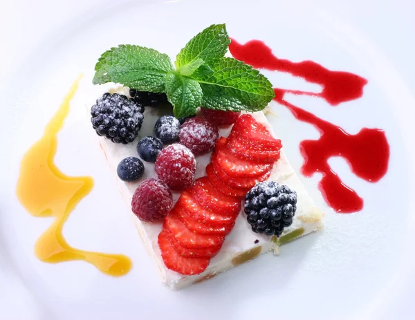 Dessert aux fruits — Photo