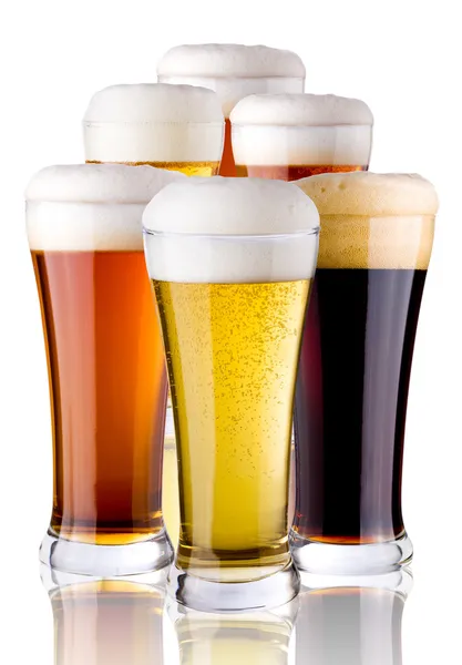 Brýle s pivem — Stock fotografie