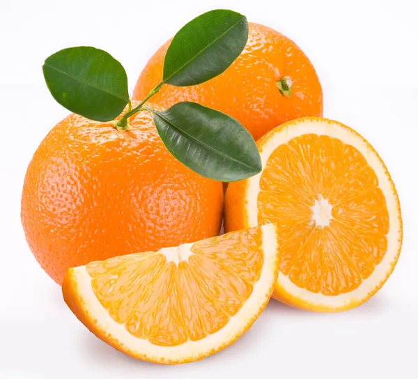 Naranjas con hojas — Foto de Stock