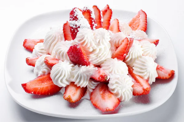 Erdbeeren-Dessert — Stockfoto
