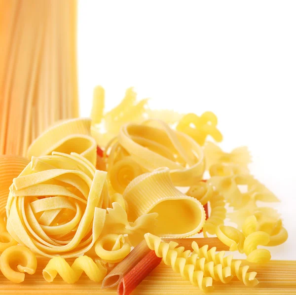 Zurück projiziert (beleuchtet) Makkaroni (Pasta) — Stockfoto