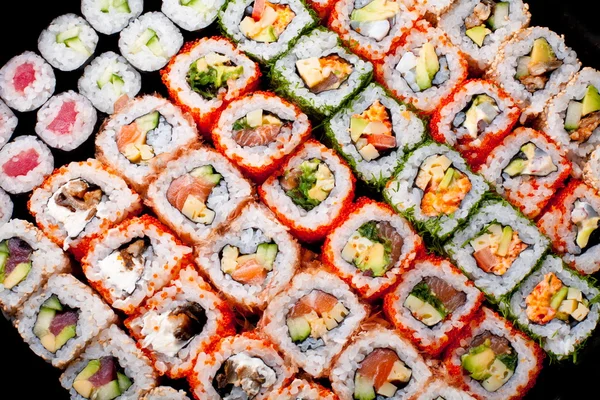 Japansk sushi rullar. Visa från ovan. — Stockfoto