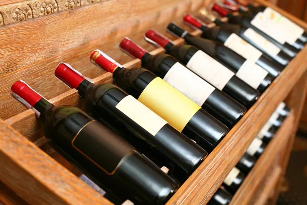 Closeup shot of wineshelf. — Stock Photo, Image