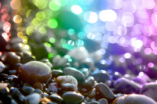 Círculos coloridos e pedras marinhas . — Fotografia de Stock