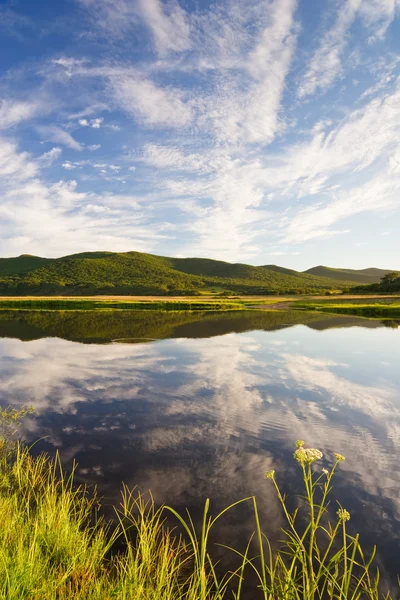 Russische Primorje prachtige lake ;) — Stockfoto