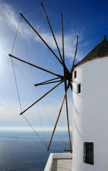 Moulin à vent à Santorin — Photo