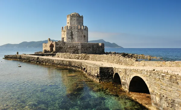 La torre de vigilancia del castillo medieval de Methoni, al sur de Grecia —  Fotos de Stock