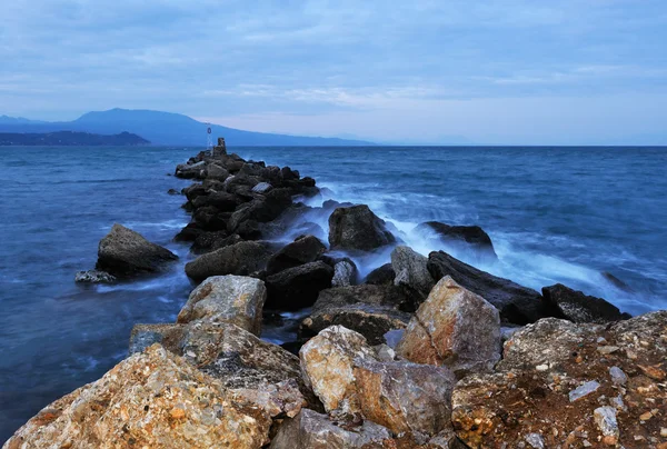 Mar e rochas — Fotografia de Stock