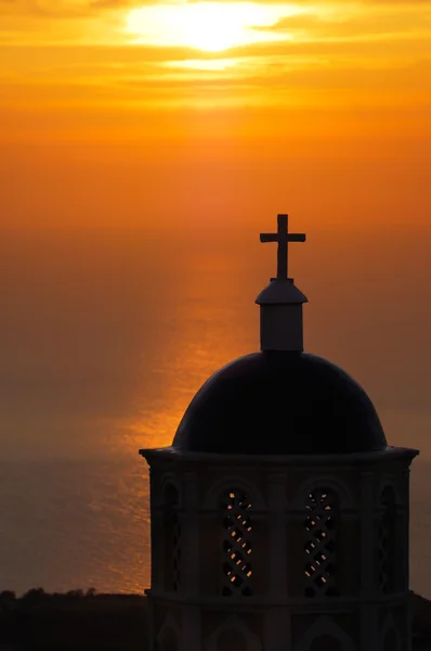 Church in Santorini at sunrise — Stock Photo, Image
