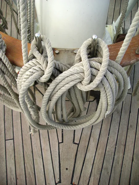 Rigging of an old sailing vessel — Stock Photo, Image