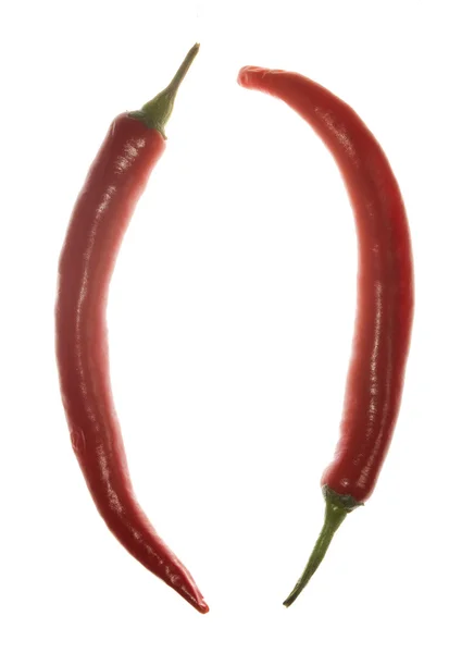 "O "γράμμα από πιπεριές τσίλι σε λευκό φόντο — Φωτογραφία Αρχείου