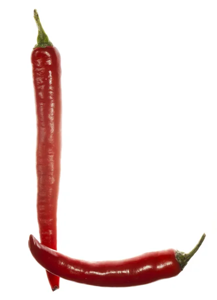 "L betű "chili paprika fehér háttér — Stock Fotó