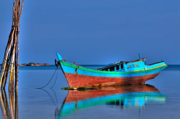 Barco de pesca indonesia — Foto de Stock