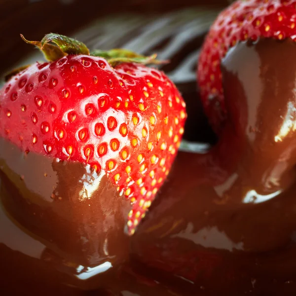 Sauce aux fraises et au chocolat, gros plan — Photo