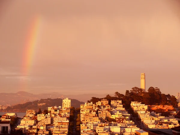 Regenbogen ben telegraph hill — Stockfoto