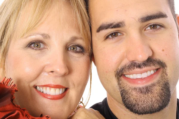 Mor och son headshot isolerad på vit — Stockfoto