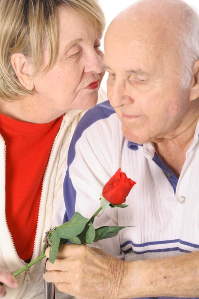 Idősebb pár szerelemben — Stock Fotó