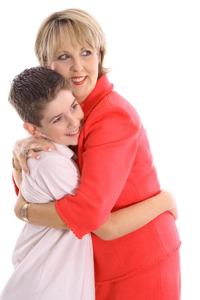 Mulher abraçando menino — Fotografia de Stock