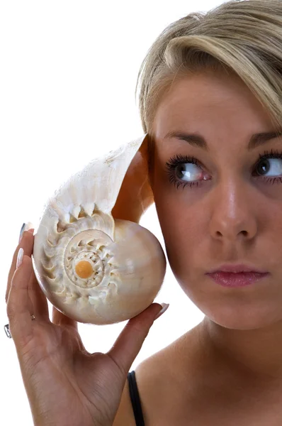 Meisje met een shell — Stockfoto