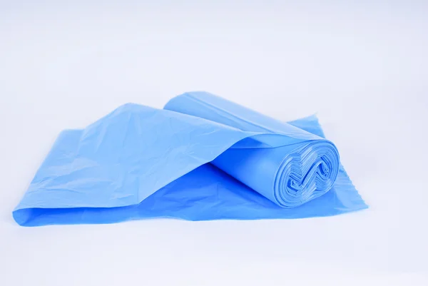 青色のゴミ袋のロール — ストック写真