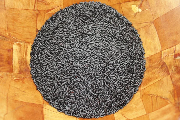 Fekete, lila, ökológiai rizs — Stock Fotó
