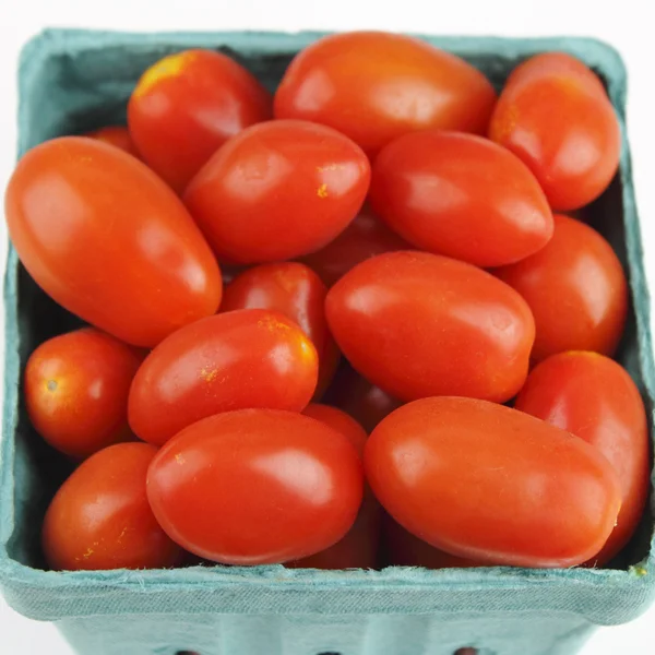 Mały kwadrat organiczny pomidory — Zdjęcie stockowe