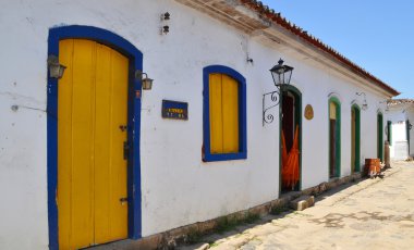 paraty sokakta