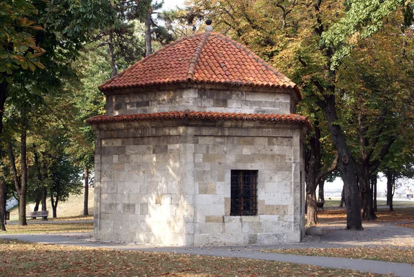 Belgrad Kalesi sonbaharında — Stok fotoğraf