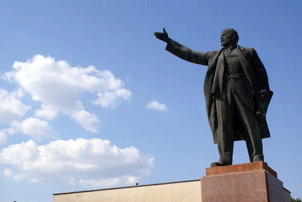 Lenin e le nuvole in Dzhankoy — Foto Stock