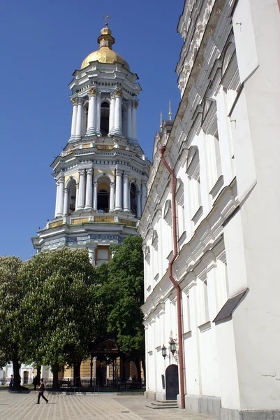 Κτίριο και τον πύργο — Φωτογραφία Αρχείου