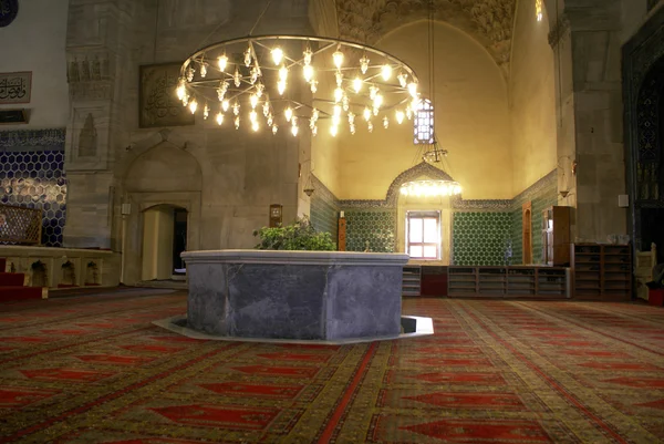 Dentro de la mezquita verde — Foto de Stock