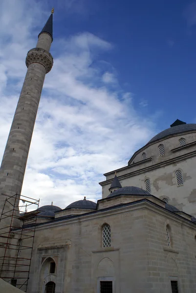 Mezquita y minarete — Foto de Stock