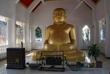 Altın buddha