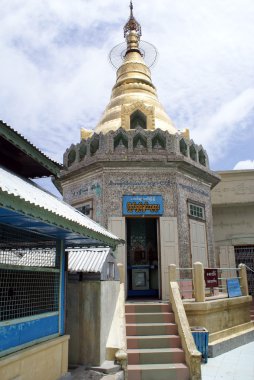 stupa mount popa üzerine