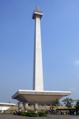 anıt monas