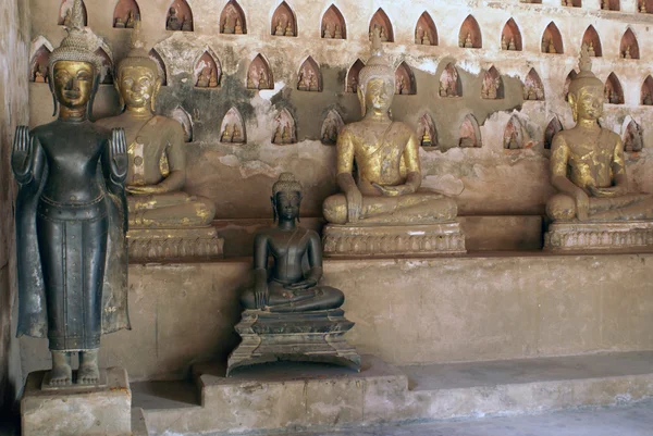 Bronze-Buddhas — Stockfoto