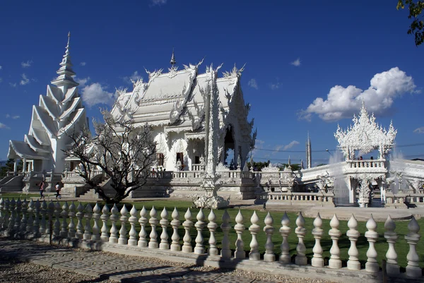 Білий храм — стокове фото