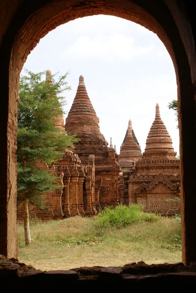Pagodadan ve ark — Stok fotoğraf
