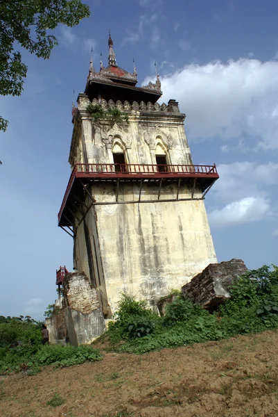 Torre de Fallinmg — Foto de Stock