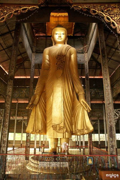 Buddha auf Mandalay — Stockfoto