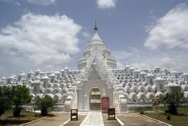Entrance of pagoda — Stock Photo, Image