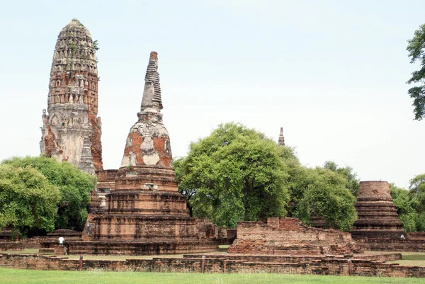 Stupas et ruines — Photo