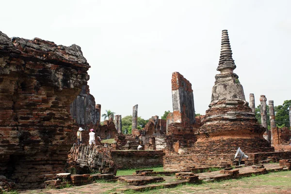 Ruínas no wat Phra Si Sanphet — Fotografia de Stock