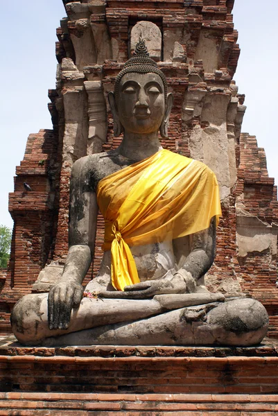 Buda en wat Mahathat —  Fotos de Stock