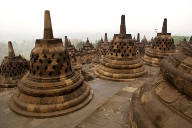 taş stupas