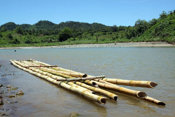 Balsa de bambu — Fotografia de Stock