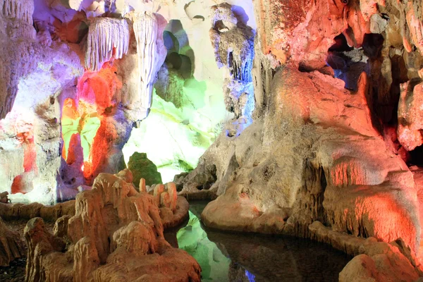 Göl mağara — Stok fotoğraf