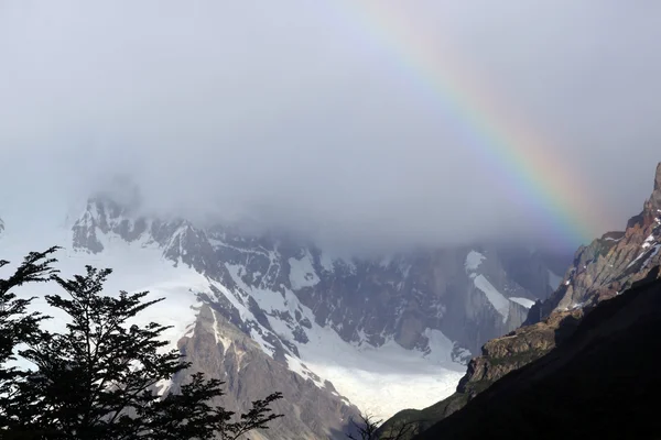 Mount and rainbow — Stock Photo, Image